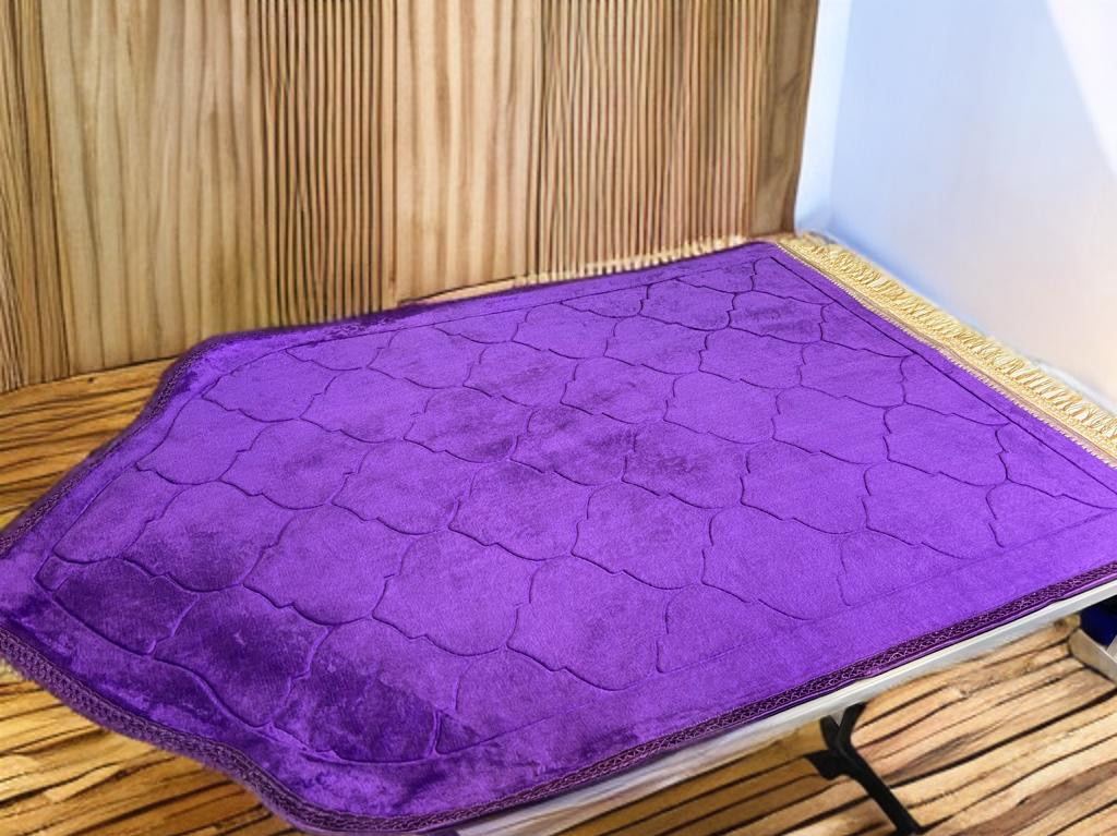 Bequemer Gebetsteppich in verschiedenen Farben 70x110