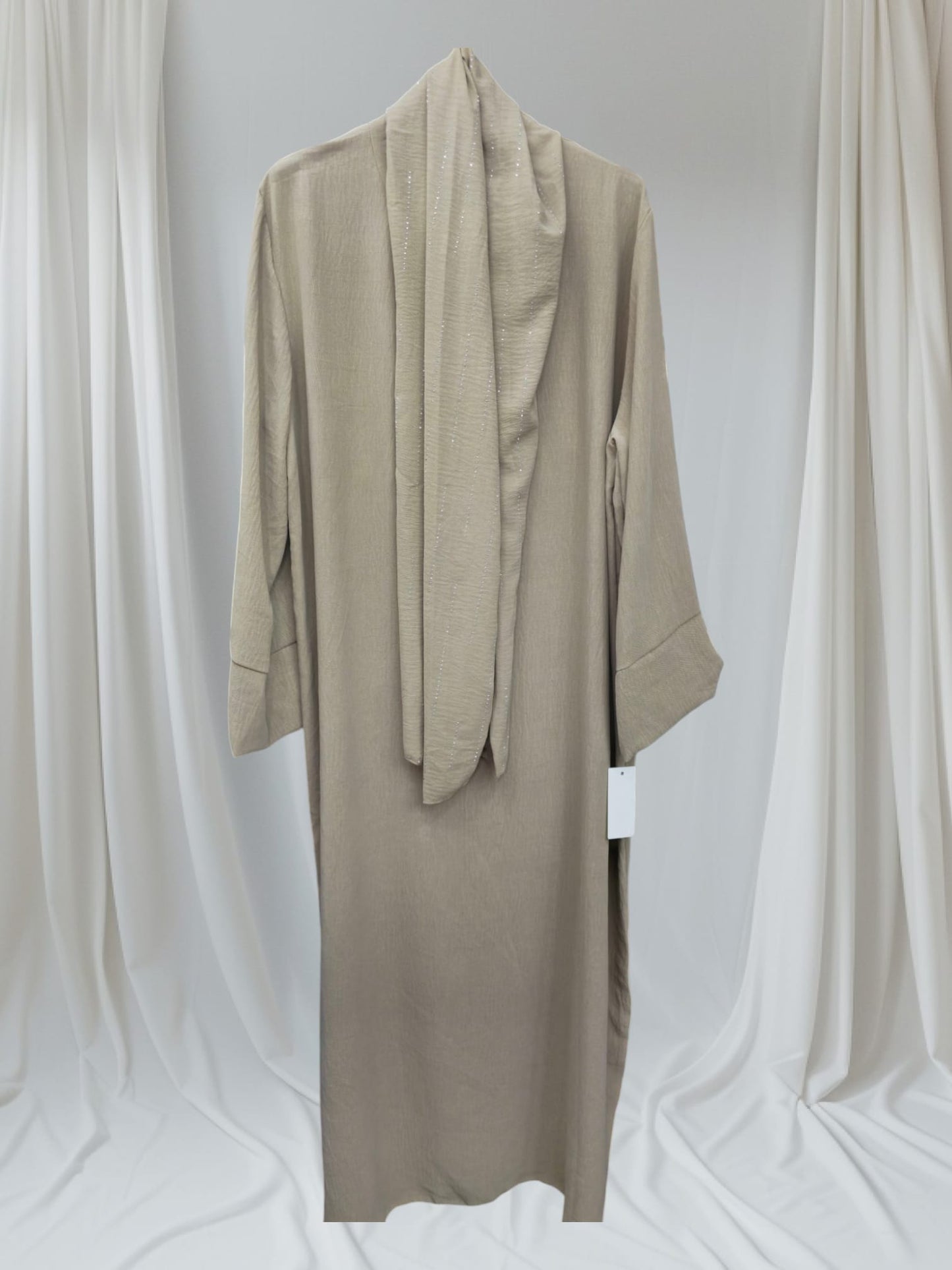 Abaya mit integriertem Glitzer Hijab